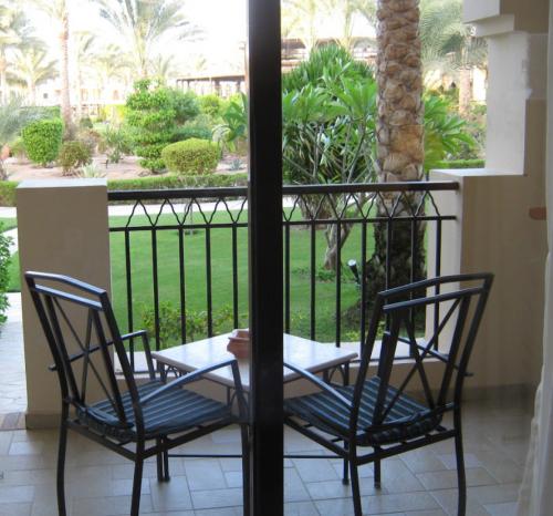 Противоскользящий керамогранит для улицы: безопасность и долговечность 02 Противоскользящий керамогранит для улицы: безопасность и долговечность 02