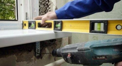 Как избежать ошибок при установке подоконника на пластиковое окно. Этапы монтажа