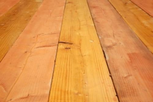 Демонтаж старого пола в квартире. Необходимость демонтажа деревянного пола