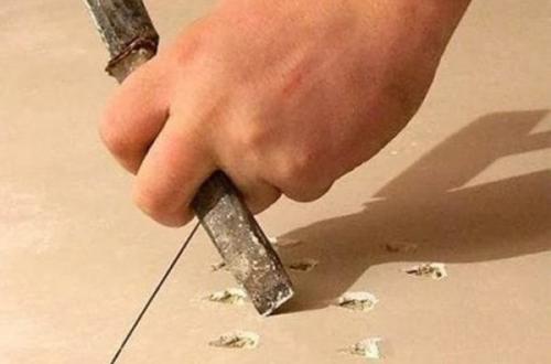 Можно клеить плитку на плитку. Сложности проведения работ