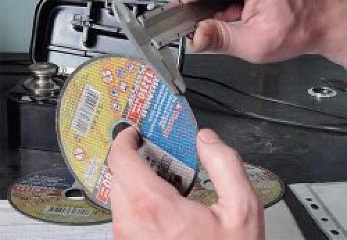 Рейтинг отрезных дисков по металлу. Отрезные круги (диски) по нержавеющей стали для УШМ