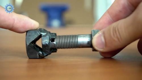 Приспособление для заточки сверл на наждаке своими руками. Процесс изготовления