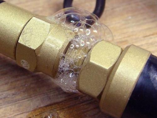 Как подключить газовую плиту к баллону. 5 этапов работы