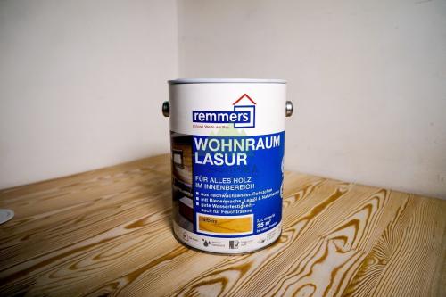 Как красить изделия из дерева. Покраска деревянных изделий – основные составы, применяемые для работы и особенности технологического процесса 10