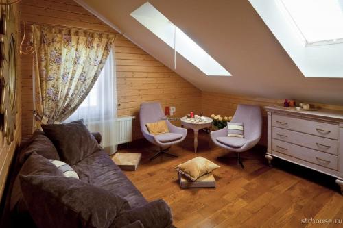 Делаем из чердака тёплую мансарду. Этапы реконструкции старого дома 01