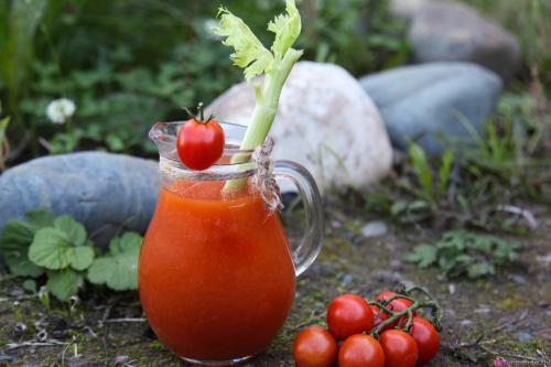 Как удалить семена из томатного сока. Домашний томатный сок