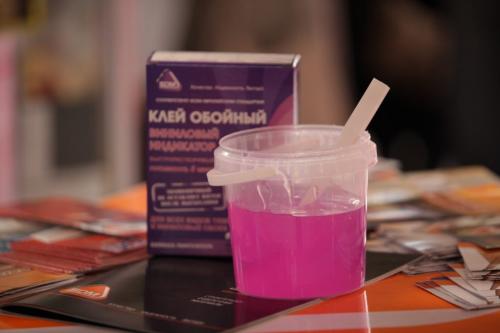 Лучший клей для виниловых обоев на бумажной основе. ТОП-10 лучших клеев для обоев