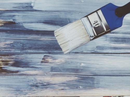 Лучшая краска для дерева для внутренних работ. Лучшая краска для дерева – рейтинг лучших составов для внутренних и наружных работ