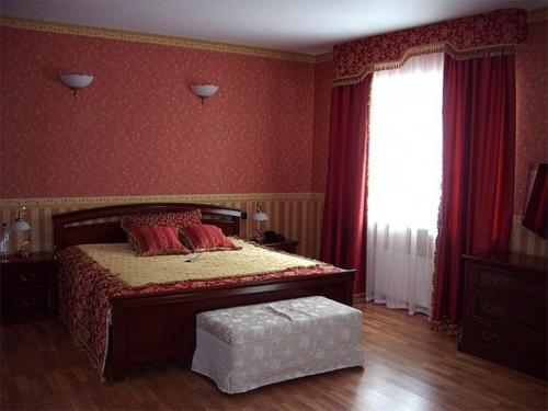 Чем заменить бордюр для обоев. Куда специалисты никогда не клеят обойные бордюры?