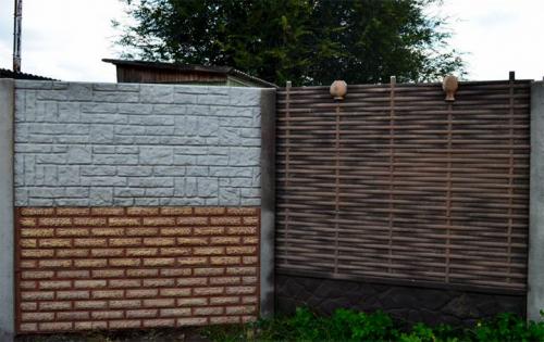 Бетонные плиты для забора. Заборы из бетонных панелей: виды, плюсы, производители, этапы создания