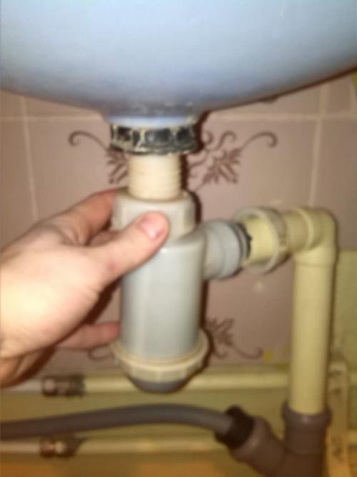 Видел два варианта сифона для мойки: как выбрать подходящий 03 Видел два варианта сифона для мойки: как выбрать подходящий 03