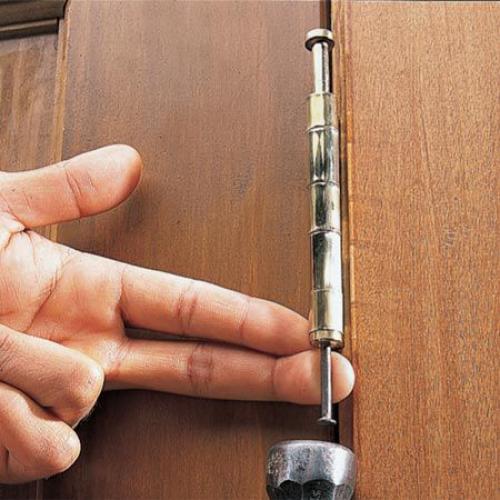 Советы по спасению межкомнатных дверей: как избежать замены 04 Советы по спасению межкомнатных дверей: как избежать замены 04