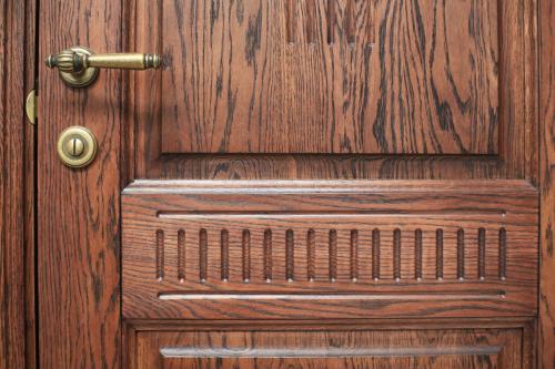 Реставрация дверей своими руками: шаг за шагом к идеальному результату 19