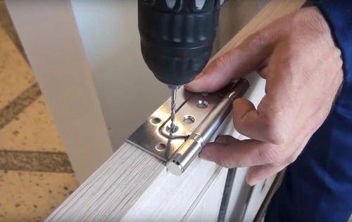 Реставрация старой двери из дерева своими руками: пошаговая инструкция 23 Реставрация старой двери из дерева своими руками: пошаговая инструкция 23