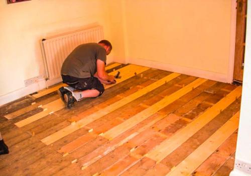 Подготовка деревянного пола под линолеум. Подготовка основания для укладки линолеума