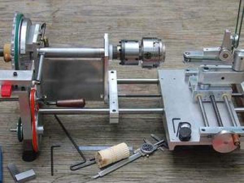 Универсальный токарный станок по дереву своими руками. Конструкционная особенность