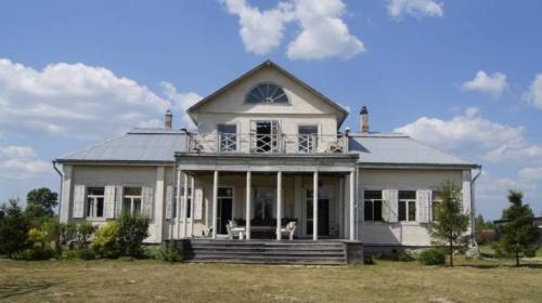 Для чего нужен мезонин. Что такое мезонин