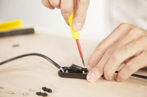 Гибкая настольная лампа своими руками. 7 идей настольных лампа из подручных средств