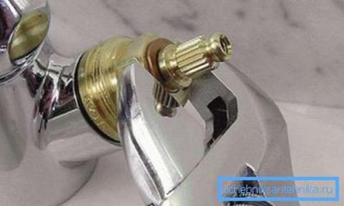 Кран-букса характеристики. Для чего нужен букса-кран, какие конкретно его виды, как