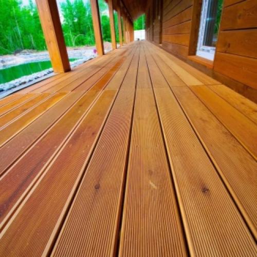 Доска пола из лиственницы сращенная. Процесс монтажа доски пола 03