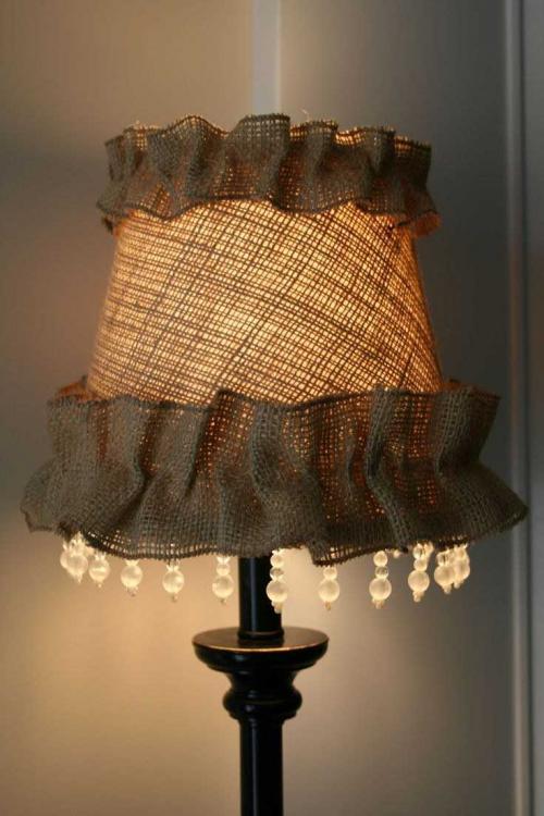 Как украсить настольную лампу. Абажур своими руками: инструкции, мастер-класс по созданию оригинальных светильников. ТОП 120 фото идей в интерьере