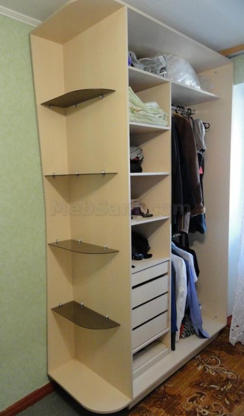 Установка нижней направляющей шкафа-купе. Установка раздвижной системы шкафа-купе