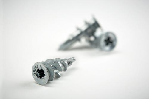 Как вкручивать дюбель в гипсокартон. Как выбрать дюбеля для гипсокартона: основные виды и правила применения дюбеля