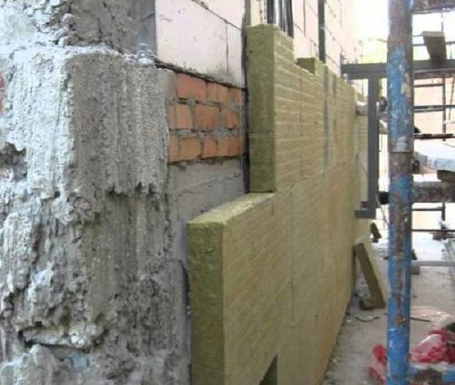 Как утеплить фундамент уже построенного дома. Чем утеплить фундамент дома снаружи