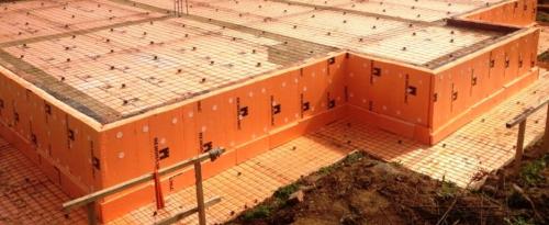 Как утеплить фундамент уже построенного дома. Чем утеплить фундамент дома снаружи