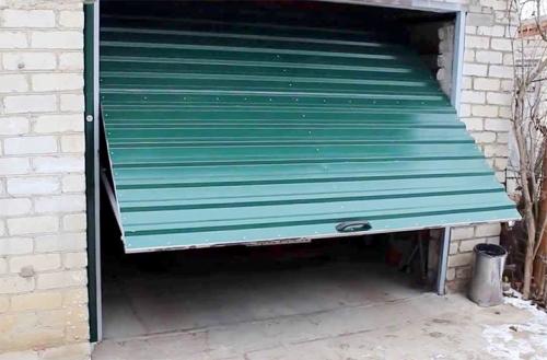 Ворота гаражные распашные. Изготовление и установка ворот для гаража своими руками
