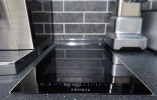 Отличие электрической и индукционной варочной панели. Чем отличаются? 09 Отличие электрической и индукционной варочной панели. Чем отличаются? 09