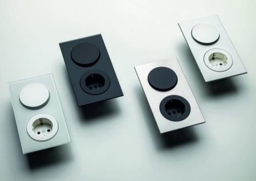 Размер рамки розетки валена. Размеры современных розеток с рамками: Legrand, Schneider Electric и ABB Busch-Jaeger