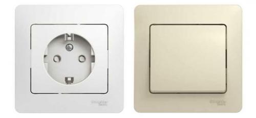 Размер рамки розетки. Размер современной розетки с рамкой 07