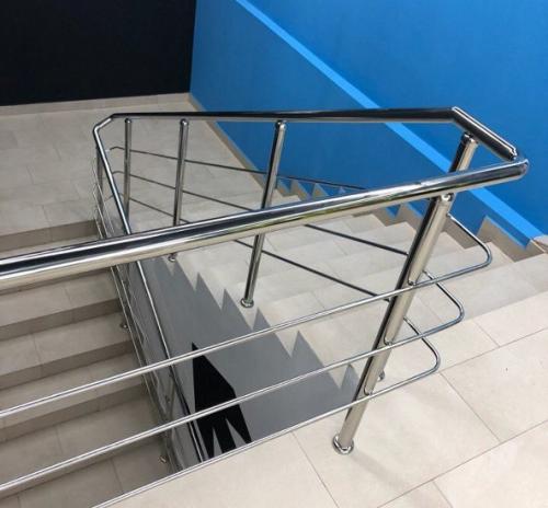 Перила из нержавеющей стали. ЧТО НАДО ЗНАТЬ О ПЕРИЛАХ ИЗ НЕРЖАВЕЙКИ?