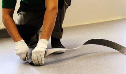 Сколько стоит постелить линолеум за квадратный метр. Цены на монтаж линолеума