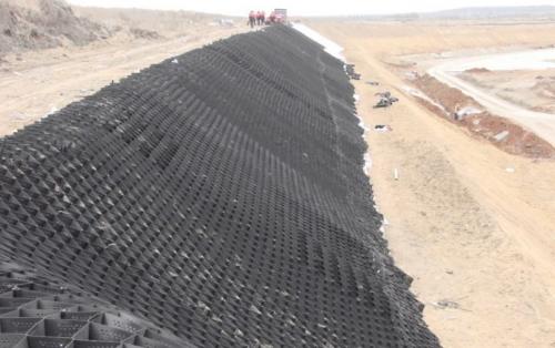 Сетка для щебня для укрепления склона. Георешетка для укрепления склонов — виды, модели, производители, советы по выбору и особенности применения (95 фото + видео)