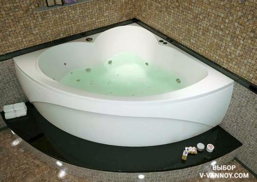 Размеры угловых ванн. Каких размеров бывают угловые ванны? 20 популярных моделей