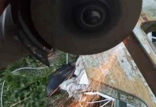 Как правильно устанавливать диск на болгарку. Как ставить диск на болгарку: кольцом наружу или вовнутрь