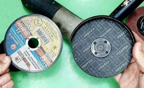 Как правильно устанавливать диск на болгарку. Как ставить диск на болгарку: кольцом наружу или вовнутрь