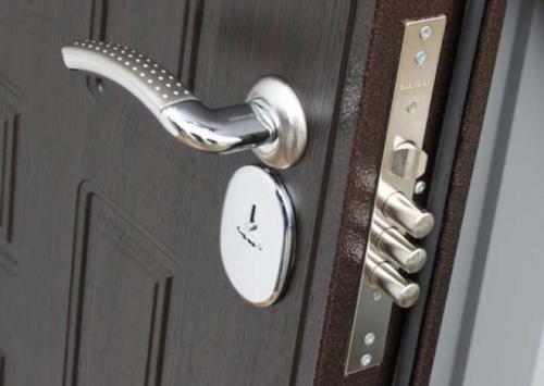 Поменять замки в двери в квартире. Замена замка на входной металлической двери: порядок действий и рекомендации