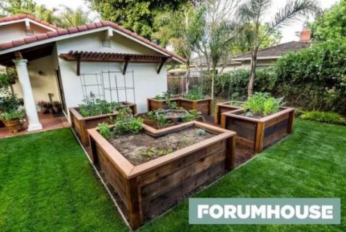 Грядки из подручных материалов. Содержание