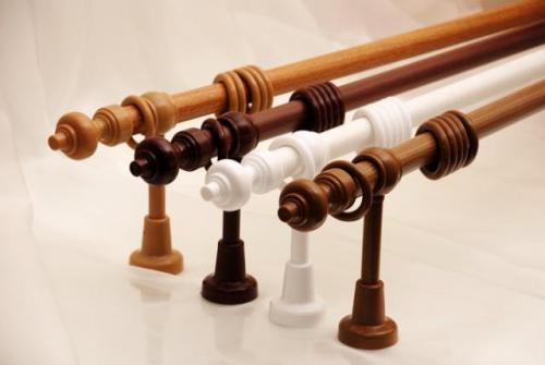 Как повесить карниз на натяжной потолок если потолок уже натянут. Виды креплений для штор