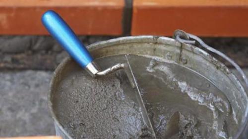 Как правильно добавлять жидкое стекло в цементный раствор. Плюсы и минусы использования жидкого стекла