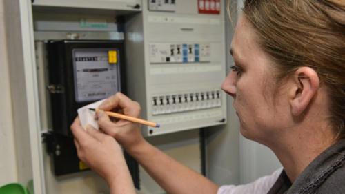 Средний расход электроэнергии в квартире за месяц 2022. Нормы расхода электроэнергии в 2022 году на 1 человека в месяц