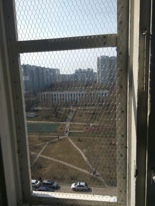 Какие материалы нужны для изготовления антикошки для пластиковых окон. Сетки антикошка. Как сделать сам, если ты рукожоп (как я)