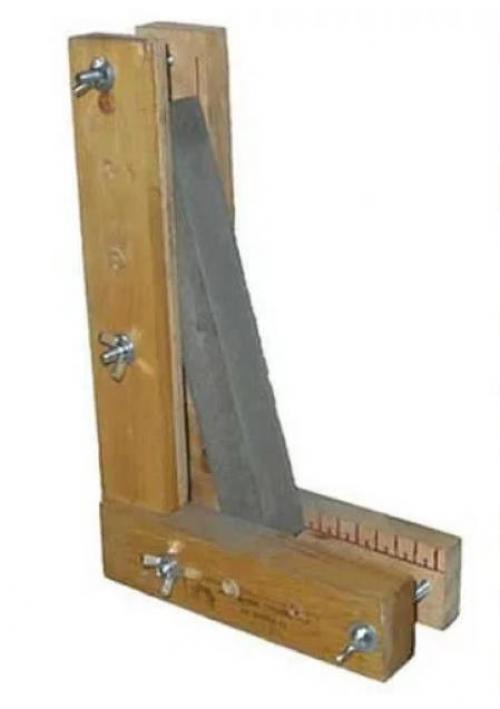 Приспособление для заточки ножей на наждаке своими руками. Элементарное вертикальное устройство