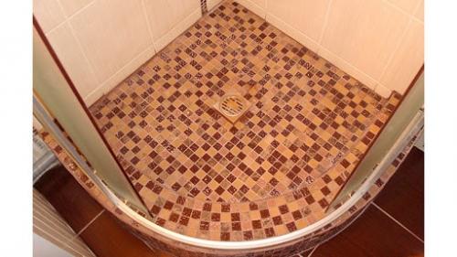 Как сделать душевую без поддона со сливом в полу. Особенности и разновидности устройства душевых без поддона