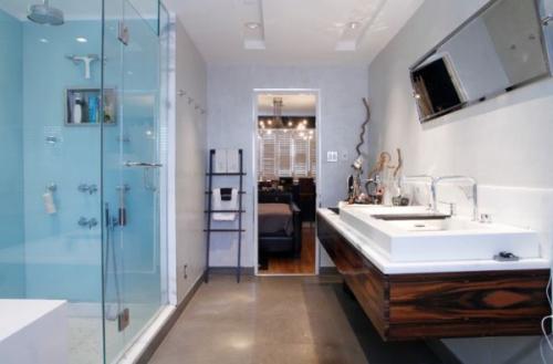 Как красиво повесить полотенца в ванной. Чудесные стремянки и стильные вешалки