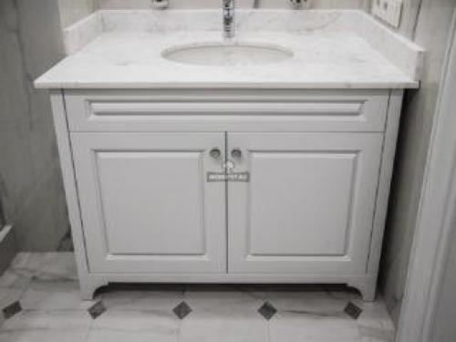 Высота тумбочки в ванной. Виды тумбы под раковину для ванной