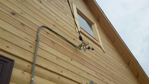 Ввод в дом электричества, как сделать правильно. Инструкция ввода электричества в дом: советы специалистов по безопасному подводу электросети своими руками (видео урок + 150 фото)